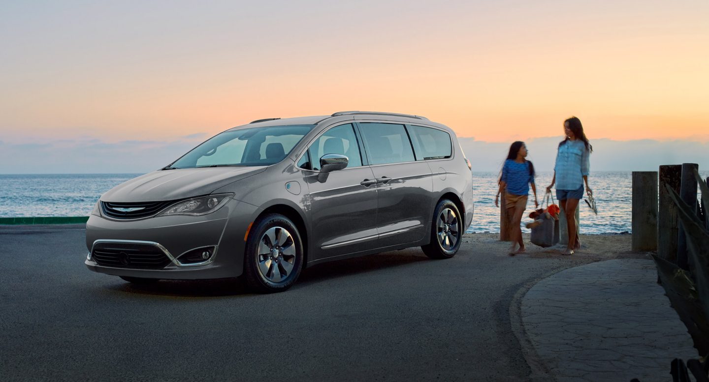 total driving range of pacifica hybrid